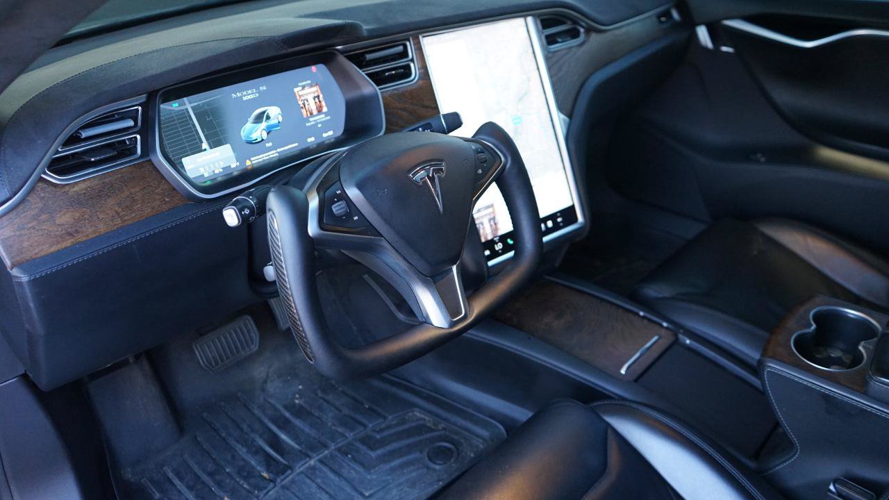 Used 2017 Tesla Model S 100D AWD/4WD image 4