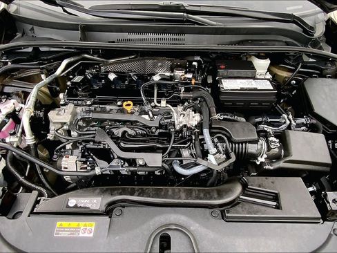 Used 2025 Toyota Corolla LE FWD image 32
