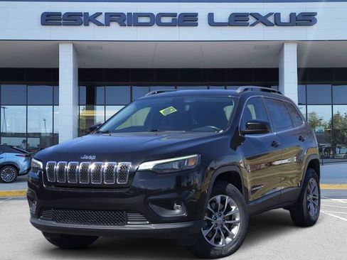 Used 2020 Jeep Cherokee Latitude Plus w/ Comfort/Convenience Group AWD/4WD image 1