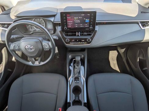 Used 2022 Toyota Corolla LE FWD image 20