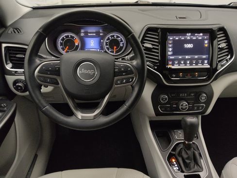 Used 2020 Jeep Cherokee Limited w/ Technology Group image 22