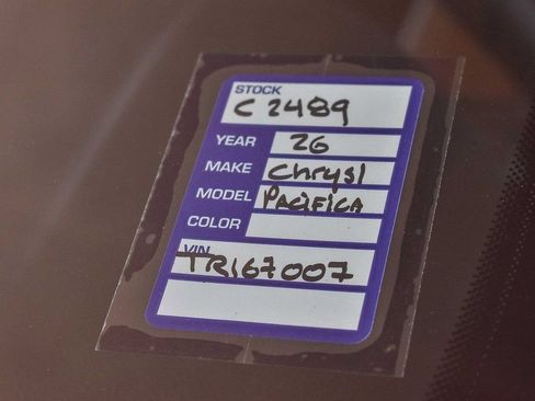 New 2026 Chrysler Pacifica Pinnacle w/ Trailer Tow Group image 30