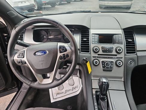 Used 2016 Ford Taurus SEL image 22