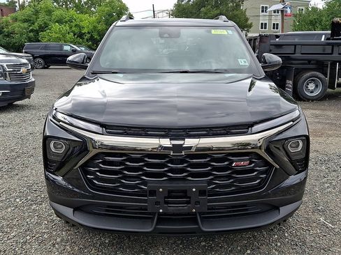 Used 2025 Chevrolet TrailBlazer RS w/ Convenience Package AWD/4WD image 2