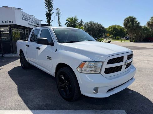Used 2016 RAM 1500 Express RWD image 3
