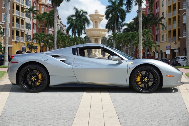 Used 2018 Ferrari 488 Spider RWD image 3