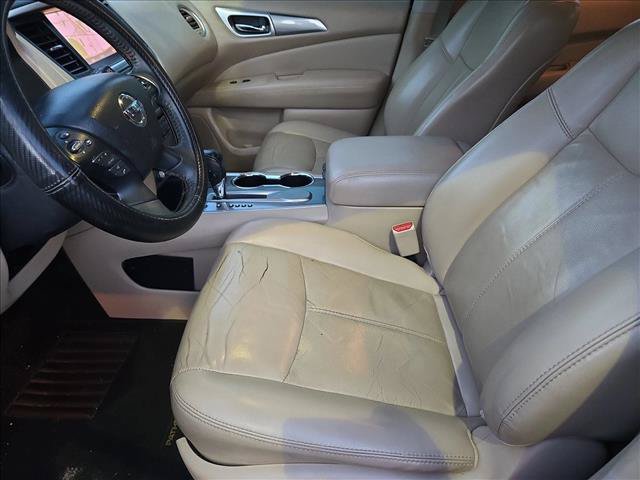 Used 2018 Nissan Pathfinder SL FWD image 13