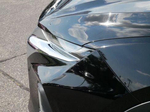 Used 2019 Chevrolet Blazer LT AWD/4WD image 16