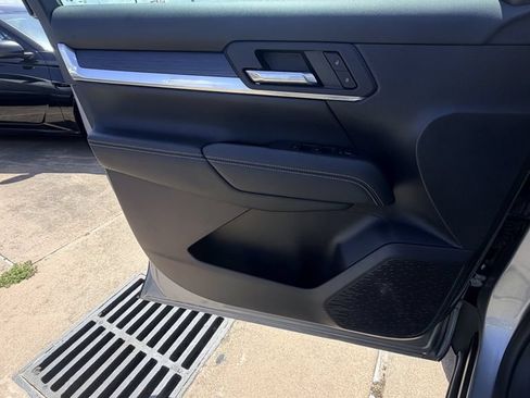 Used 2025 GMC Terrain Elevation FWD image 20