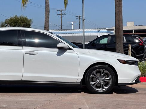 Certified 2024 Honda Accord EX image 33