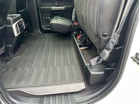 Used 2019 Ford F150 Platinum w/ Technology Package AWD/4WD image 23