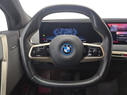 Used 2022 BMW iX xDrive50 w/ Premium Package image 18
