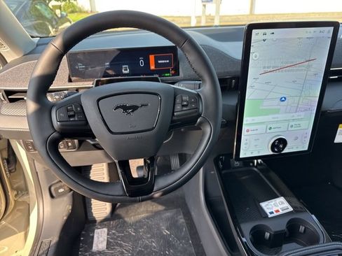 New 2025 Ford Mustang Mach-E Premium image 10