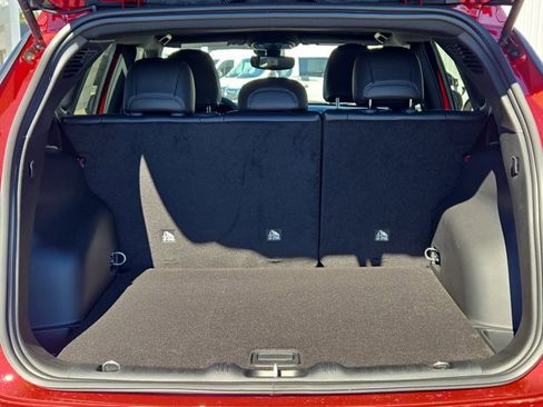 New 2026 Jeep Compass Latitude image 9