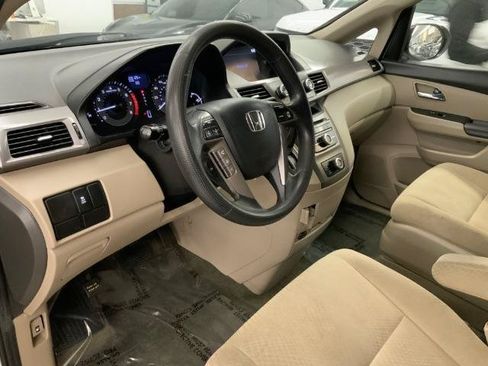 Used 2016 Honda Odyssey LX image 9