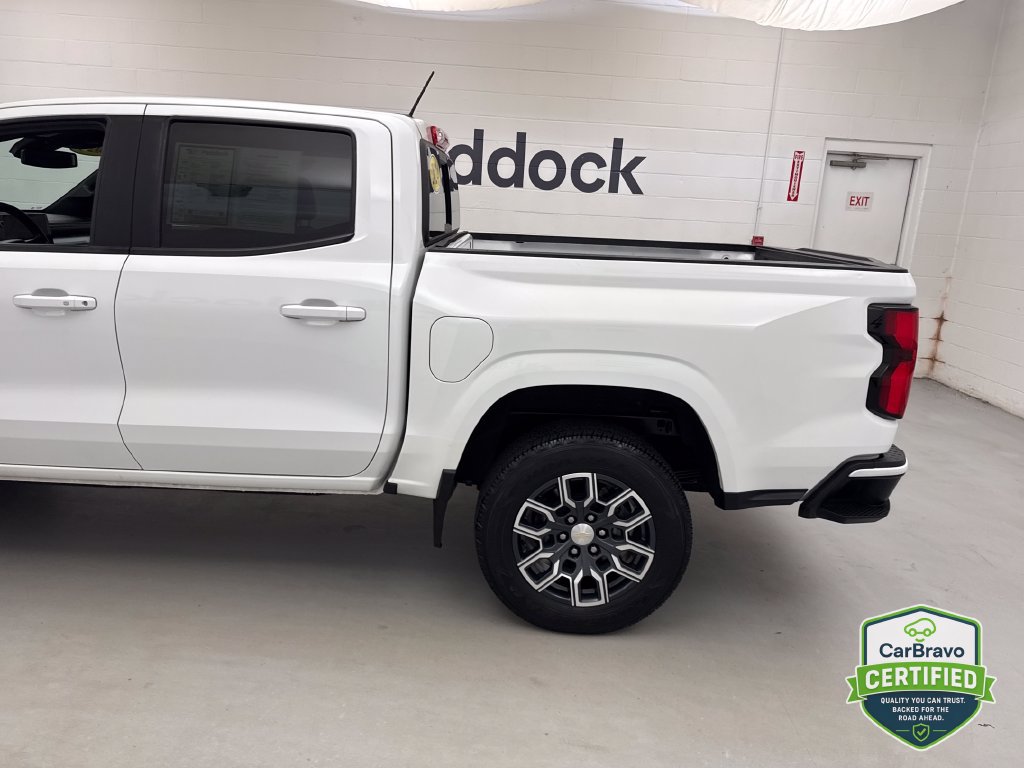 Used 2024 Chevrolet Colorado LT w/ LT Convenience Package III RWD image 4