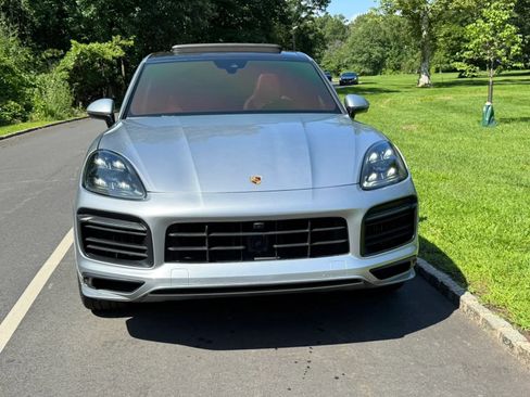 Used 2021 Porsche Cayenne GTS w/ Premium Package Plus AWD/4WD image 1