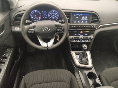 Used 2020 Hyundai Elantra SEL w/ Cargo Package (C1) FWD image 22