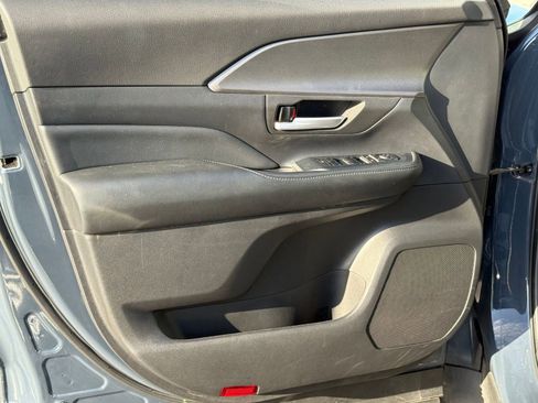 Used 2024 Toyota Grand Highlander XLE image 13