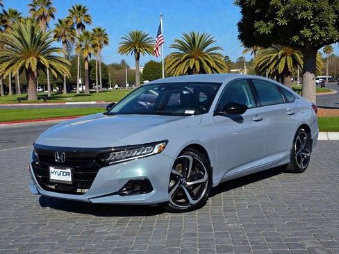 Used 2022 Honda Accord Sport Special Edition image 2