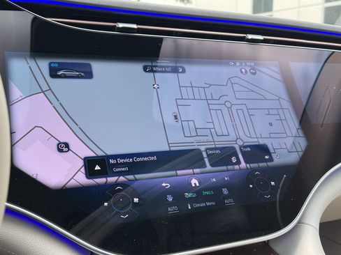 Used 2024 Mercedes-Benz EQS 450+ Sedan image 23