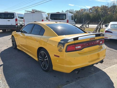 Used 2012 Dodge Charger SRT8 Super Bee w/ Driver Convenience Group II image 5
