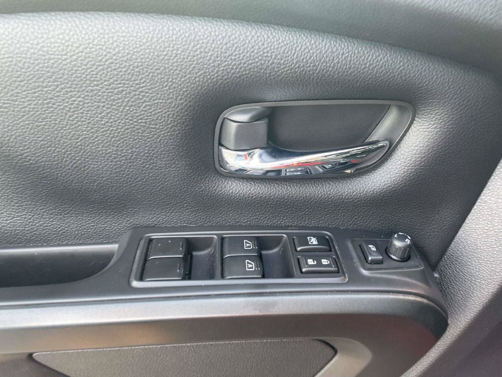 Used 2021 Nissan Titan PRO-4X w/ Pro-4x Convenience Package AWD/4WD image 22