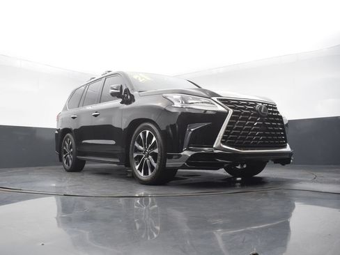 Used 2021 Lexus LX 570 4WD w/ Sport Package image 46