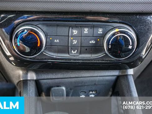 Used 2024 Chevrolet TrailBlazer LT FWD image 39