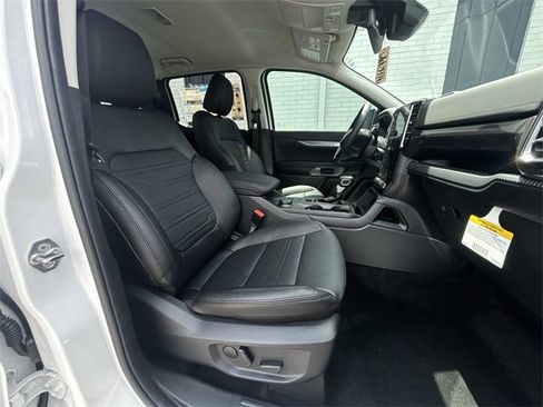 Used 2025 Ford Ranger Lariat w/ FX4 Off-Road Package image 26
