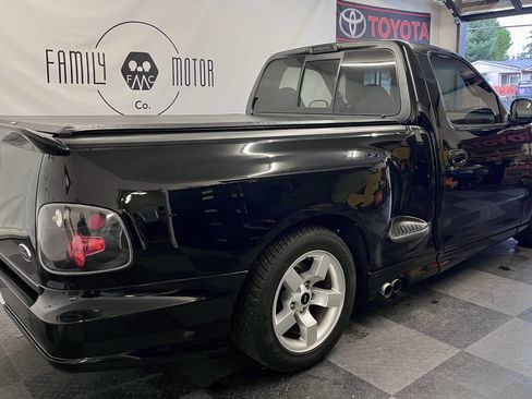 Used 2001 Ford F150 Lightning image 4