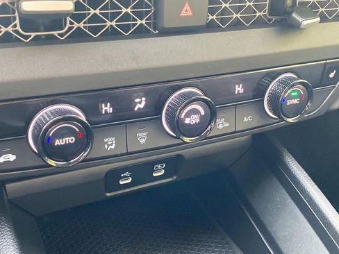 Used 2023 Honda Accord EX image 25