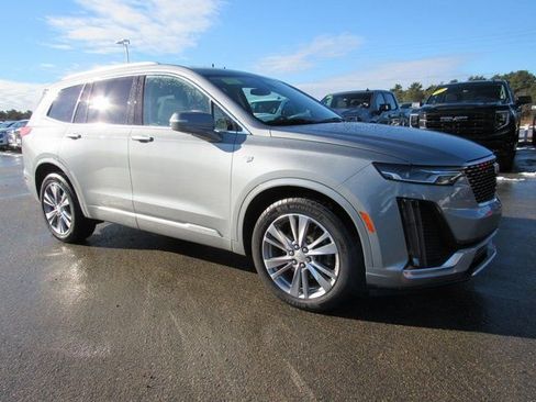 Certified 2024 Cadillac XT6 Premium Luxury w/ LPO, Floor Liner Package image 6