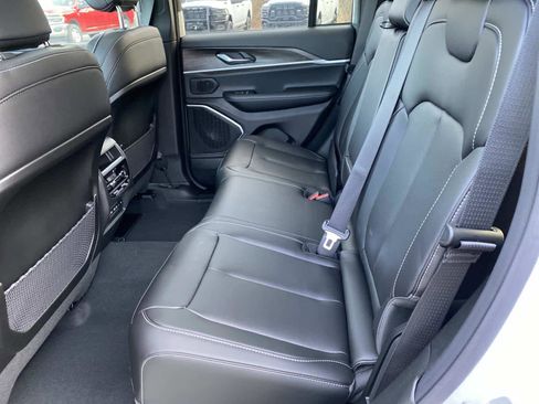 New 2026 Jeep Grand Cherokee Limited image 7