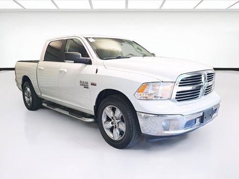 Used 2019 RAM 1500 Lone Star RWD image 3