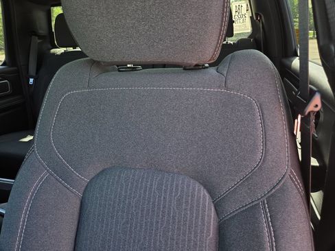 Used 2023 RAM 1500 Big Horn AWD/4WD image 17