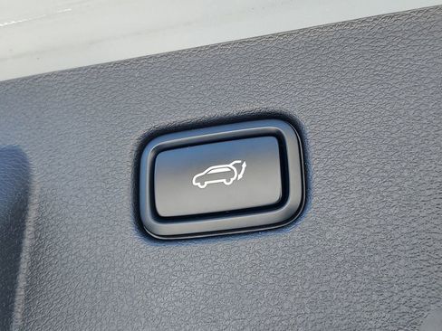 Certified 2026 Kia Sportage X-Line w/ X-Line Technology Package image 8