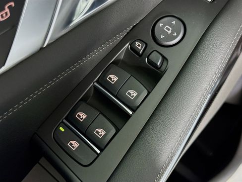 New 2026 BMW X5 xDrive40i w/ M Sport Package image 18