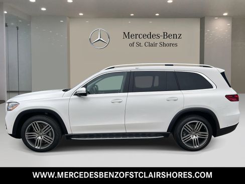 New 2026 Mercedes-Benz GLS 450 4MATIC image 2