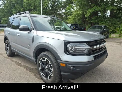 Used 2023 Ford Bronco Sport Outer Banks w/ Tech Package AWD/4WD image 8