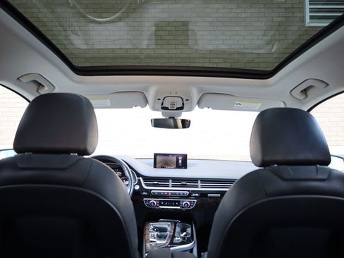 Used 2018 Audi Q7 3.0T Prestige w/ Prestige Package image 13