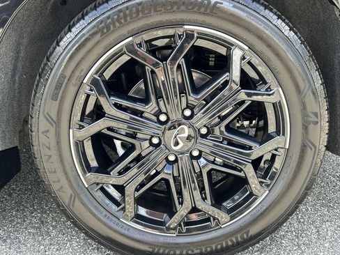 Certified 2026 INFINITI QX80 4WD image 11