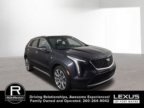 Used 2023 Cadillac XT4 Premium Luxury w/ Technology Package image 5