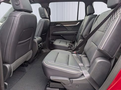 Certified 2024 GMC Acadia Denali image 15