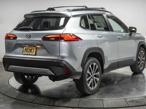 New 2025 Toyota Corolla Cross XLE image 4