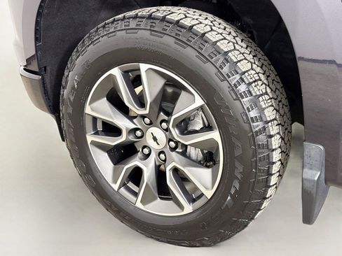 Used 2023 Chevrolet Silverado 1500 RST w/ Convenience Package II AWD/4WD image 32