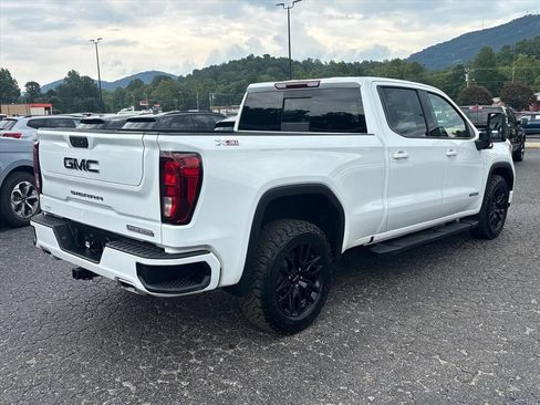 Used 2024 GMC Sierra 1500 Elevation w/ Preferred Package AWD/4WD image 8