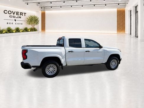 Used 2024 Chevrolet Colorado W/T RWD image 13