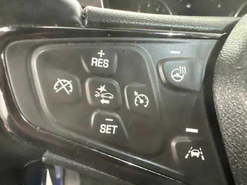Used 2023 Chevrolet Equinox RS w/ RS Leather Package FWD image 20