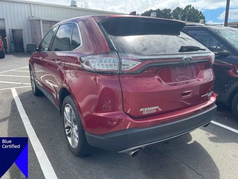 Used 2017 Ford Edge Titanium w/ Technology Package FWD image 2